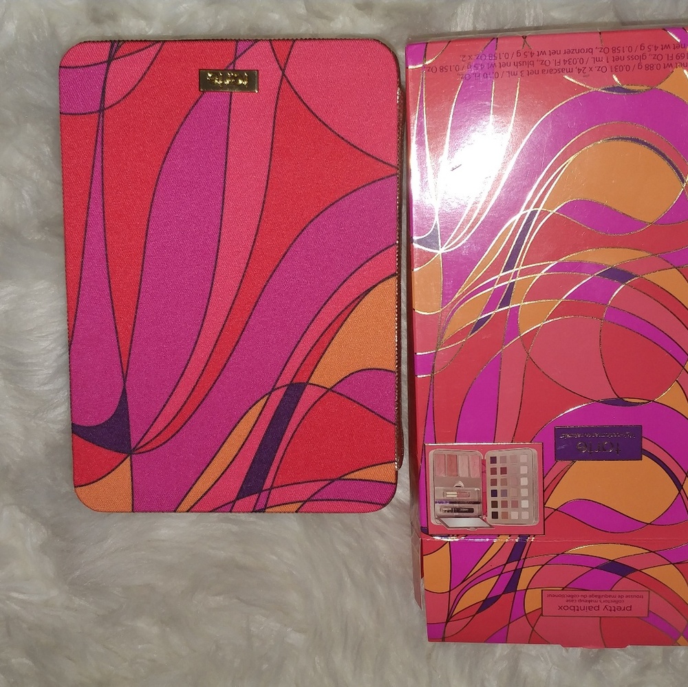 BNWT TARTE LE WORKS OF TARTE PALETTE